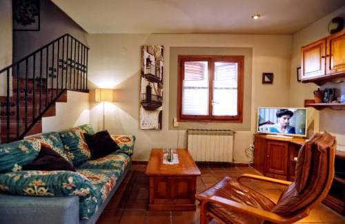 Calaceite House | Casa de la Neveria