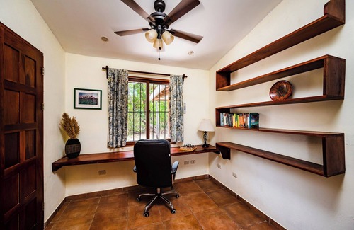 Palm Beach Estates Villa | Casa de La Vida Grande: A Tropical Paradise in Playa Grande
