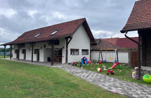 Arpasu de Sus Cabin | Casa de Lemn Arpasu de jos