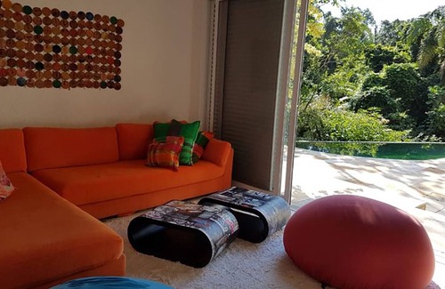 Cidade Jardim Tom House | Casa de luxo na Praia dos Pinheiros no Guarujá/SP