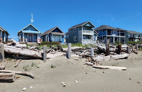 Ocean Shores House | Casa De Playa- Newer home on the water