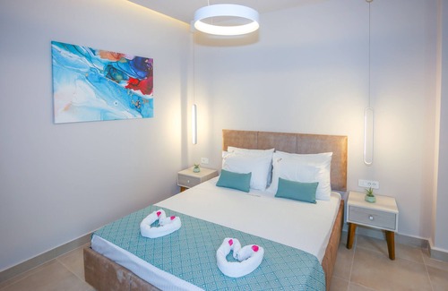 Old Town Hotel | Casa de Potie - Casa 4: Triple Room With Terrace in the Heart of Chania Old Town