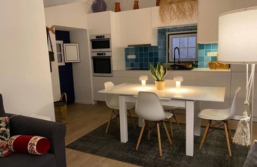 Santo Antao House | Casa de São João - Oceanfront 3BR/3BA Sunset View - Fajã de São João, São Jorge