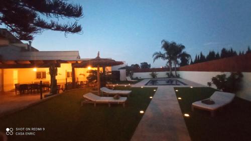 Deltebre House | Casa de sueños Benasha con piscina, zona infantil y parking privado