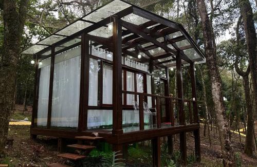 Bueno Brandao Apartment | Casa de Vidro - Vila Mágica