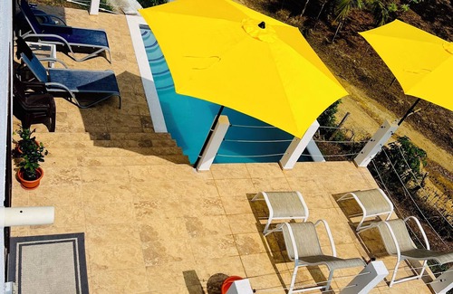 Pristine Bay Villa | Casa de Yolo, gated community in Roatan Coral Views Ocean views & Private Pool!