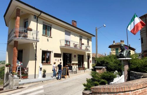 Grinzane Cavour House | Casa dei Nonni #charminglanga