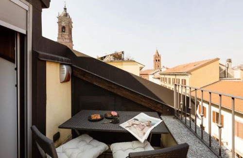 Monza Apartment | Casa del Borgo - Esclusiva Suite centro Monza con vista Duomo