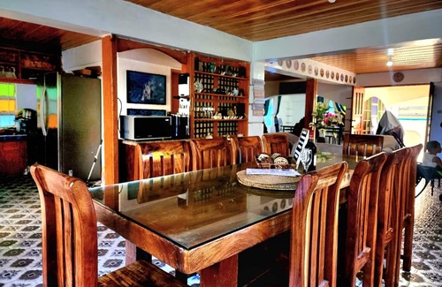 Aringay House | Casa Del Chen - Tranquil Beach Retreat in Aringay