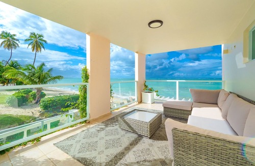 Las Carreras Villa | Casa Del Mar - Beach Front with Endless Views