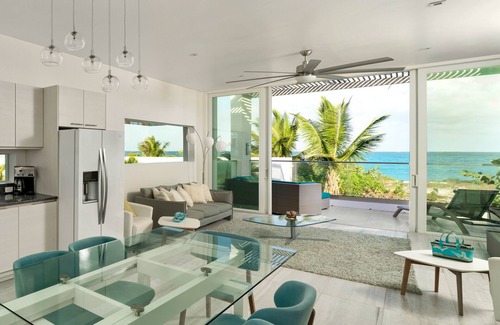 Jimmy Hill Villa | Casa Del Mar Exuma, Stunning Ocean Pool Villa