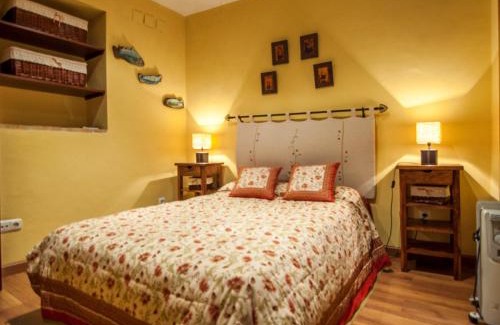 Castro del Rio Apartment | Casa del peregrino Torre de la Muralla- casa completa de 2 dormitorios