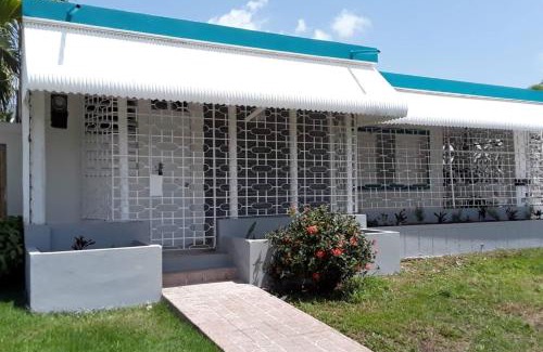 Bayamon House | Casa del Sol -Unit B
