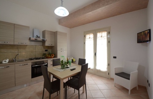 Piazza-Tralia-Pendolo Apartment | Casa dell'ulivo, in the middle between the Sorrento peninsula and the Amalfi coast.
