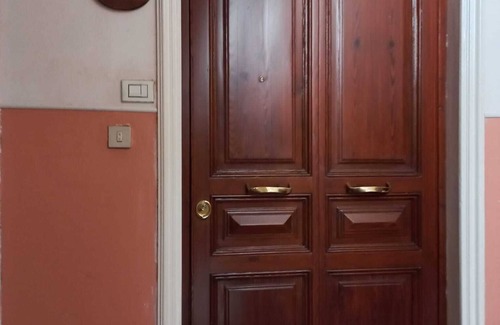 La Spezia Historic Centre Apartment | Casa delle Rondini, ideal location for reaching the 5 Terre