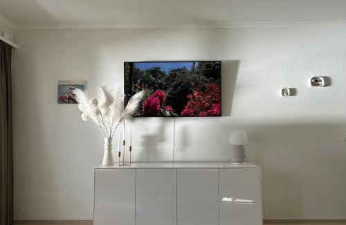 Brissago Apartment | Casa di David - Maggiore it’s a kind of magic!