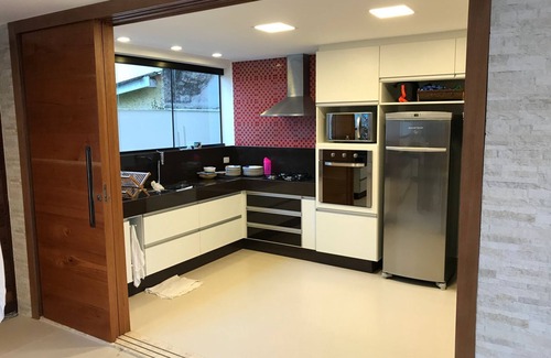 Lagoinha House | Casa di Gaspari - High standard 50 meters from the beach!