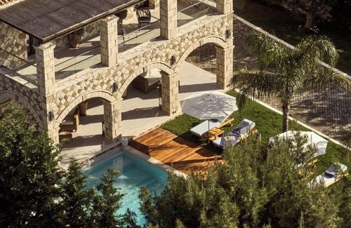 Gaitanion Villa | Casa Di Pietra - Four Bedroom Villa, Sleeps 8