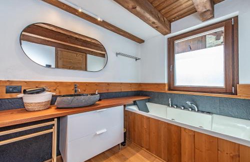 La Salle Apartment | Casa di Stella