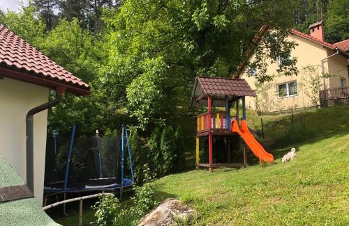Poiana Marului House | Casa din gradina
