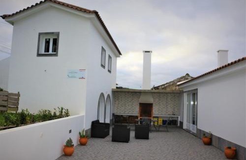 Nordestinho House | CASA DO ADRO -GRANEL