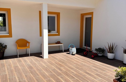 Mira House | "Casa do Areal, Retreat close to scenic trails & the most awarded Beach."