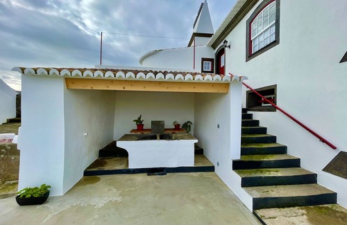 Praia da Vitoria Cottage | Casa do Avô José Alves (T3), Country House - Rural Tourism