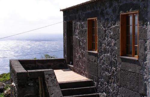 Lajes do Pico House | Casa do Bernardo
