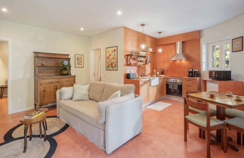 Sao Vicente Cottage | Casa do Lanço - Malvasia, Wine and Laurissilva