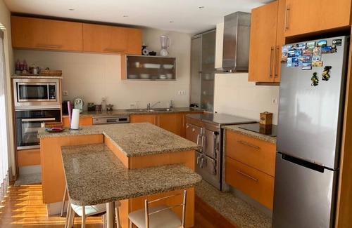 Santa Maria da Feira House | Casa do Pinheiro Pool and SPA