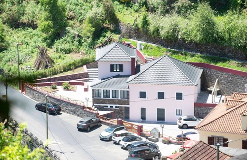 Sao Roque do Faial Cottage | Casa do Ribeiro Frio - Room A Levada