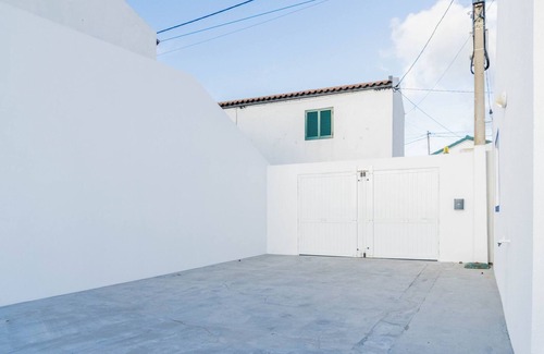 Ponta Delgada Villa | Casa dos Mosteiros RRAL 1740/AL