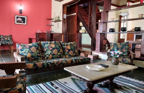 Petropolis House | Casa dos Pellicanos