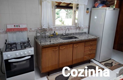 Jardim Europa House | Casa dos Pinheiros Campos do Jordão