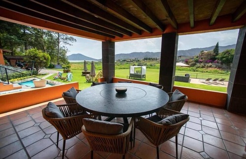 El Santuario House | Casa El Arco: Lakefront property in Valle de Bravo