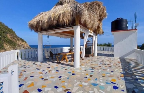 Puerto Angel House | Casa El Delfin, 3rd Floor Bungalow - Estacahuite
