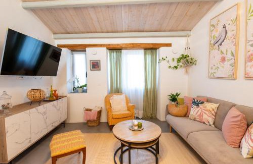 Sirili Apartment | Casa Ellini unique & spacious by 8essentially