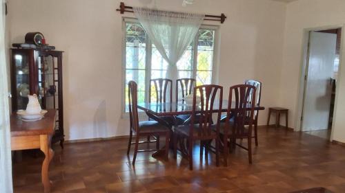 Aguas de Lindoia House | Casa em Aguas de Lindoia - Próxima ao balneário e da praça principal
