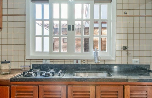 Maitinga House | Casa em Bertioga com piscina e área de lazer