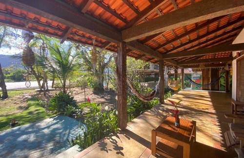 Barra do Sahy House | Casa em Frente a Praia nas Margens do Rio Sahy