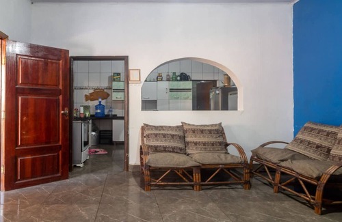 Tupy House | Casa em Itanhaem com Piscina e Churrasqueira
