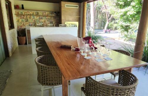 Itacimirim House | Casa em Praia do Forte Refúgio Luxo e Natureza