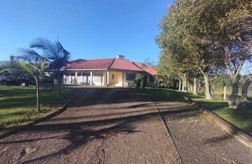 Torres Cottage | Casa em Torres com Linda Vista Para a Lagoa da Itapeva - a 5 min da Praia!