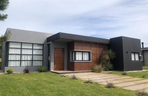 Pinamar House | Casa en Barrio Costa Esmeralda Pinamar