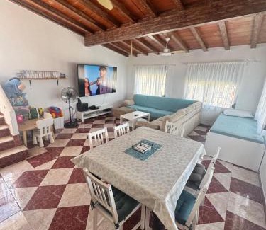 Ribera Alta House | Casa en la montaña con jacuzzi exterior y piscina