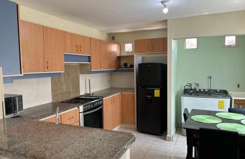 Manta Villa | Casa en Urbanización Privada