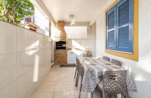 Pero House | Casa Espaçosa 300m da Praia do Peró - VVP0027