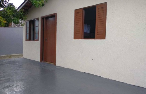 Tabatinga House | Casa Espaçosa com 2 Dormitório, Mobiliada, Cozinha Completa a 700 mts da Praia