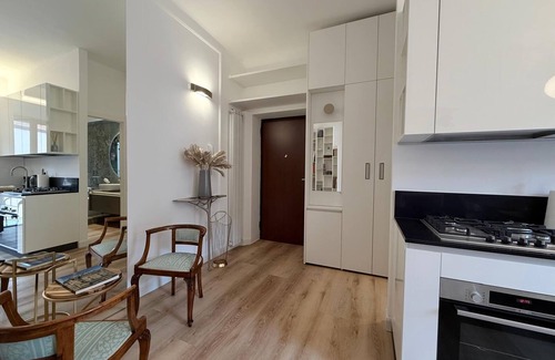 Fiera Apartment | Casa Estia-MiCo, CityLife, San Siro, Metro M1 M5-elegance and confort in Milano