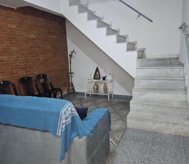 Aparecida House | Casa familiar e espaçosa em Aparecida SP, com 3 quartos